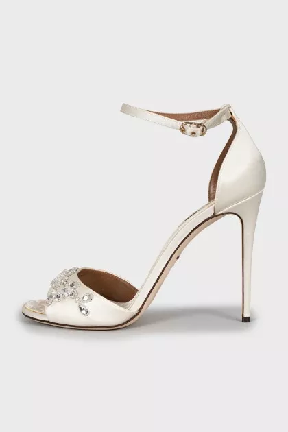 Textile sandals with crystals