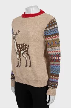 Knitted sweater with a loose fit