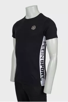 Men's sports T-shirt with branded logo