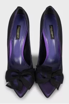Purple textile pumps