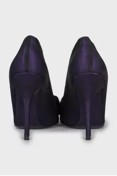 Purple textile pumps