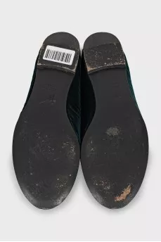 Velour loafers in green