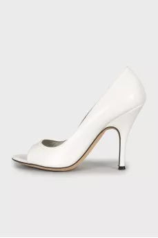 Open-toe boulevard shoes