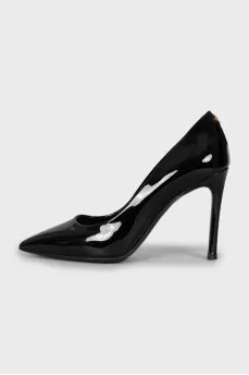 Black patent leather pumps