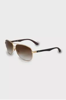 Aviator sunglasses in gold frame