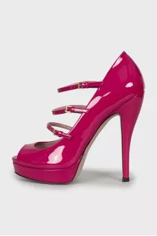 Pink patent leather sandals
