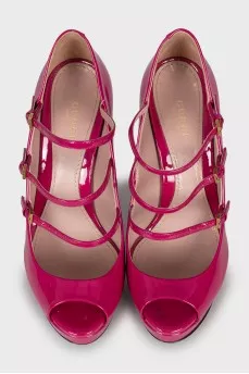 Pink patent leather sandals