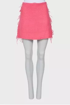 Linen skirt with raw seams