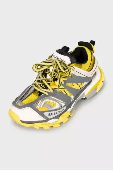 Track sneakers in yellow