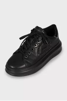 Leather sneakers with metal logo