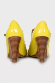 Yellow patent leather wedge sandals