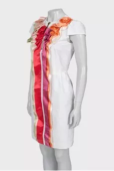 Fitted dress with multi-layered frills