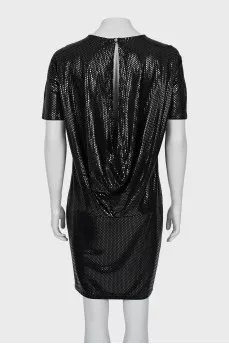 Dress with button fastening