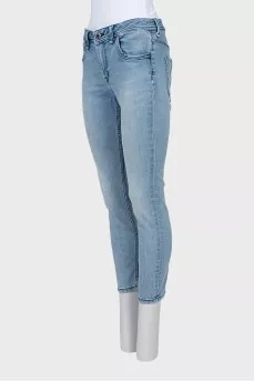 Tapered fit blue jeans