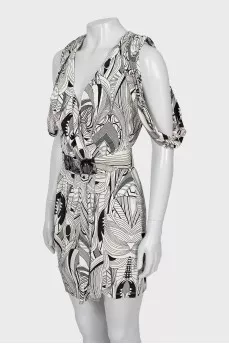 Dress with button fastening
