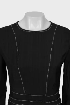 Fitted dress with contrast stitching
