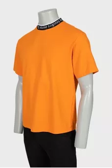 Men's T-shirt with collar