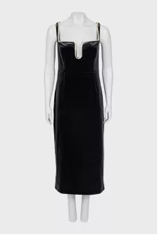 Velvet dress decorated with crystals