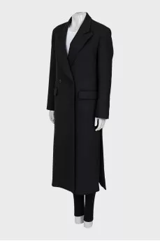 Double-breasted coat with slits