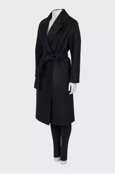 Wool coat with snap fastening