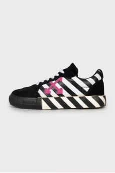 Black and white Vulcanized sneakers