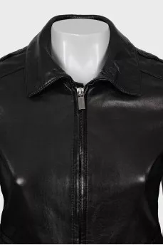 Straight cut leather jacket with zipper