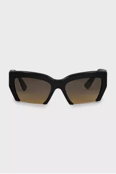 Rectangular sunglasses with yellow tint