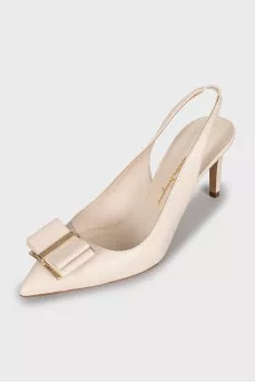 Patent leather pointed toe sandals