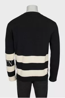 Wool sweater with print on sleeve