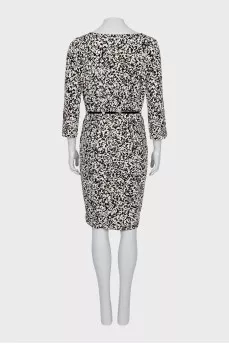 Dress with pleats and belt