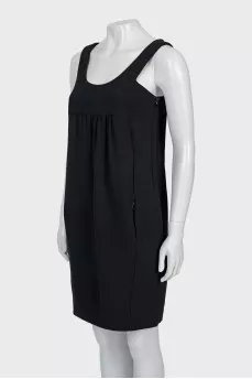 Dress with wide straps