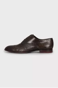 Men's shoes made of textured leather