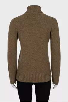 Brown cashmere sweater
