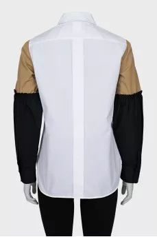 Shirt with two-tone sleeves