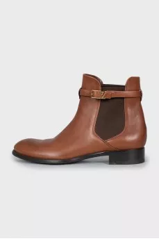 Leather chelsea boots with strap