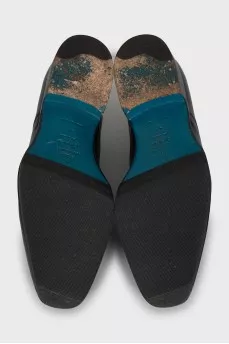 Men's leather shoes with square toe
