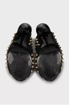 Leather shoes with open heel and toe