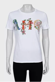 White T-shirt