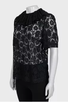 Lace blouse with zipper
