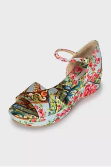 Textile wedge sandals with print