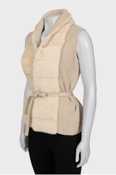 Cashmere vest with fur