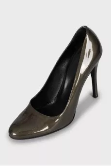 Green stiletto heels