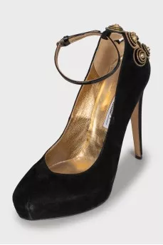Suede shoes with decor and straps