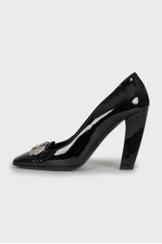 Patent leather square toe shoes