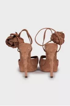 Vintage suede sandals