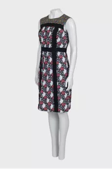 Fitted dress with zipper in print