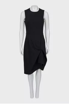 Fitted dress in business style