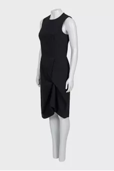 Fitted dress in business style