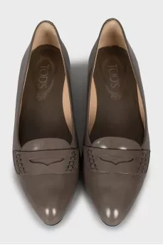 Pointed toe leather loafers