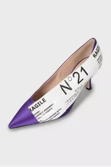 Purple pumps with signature print